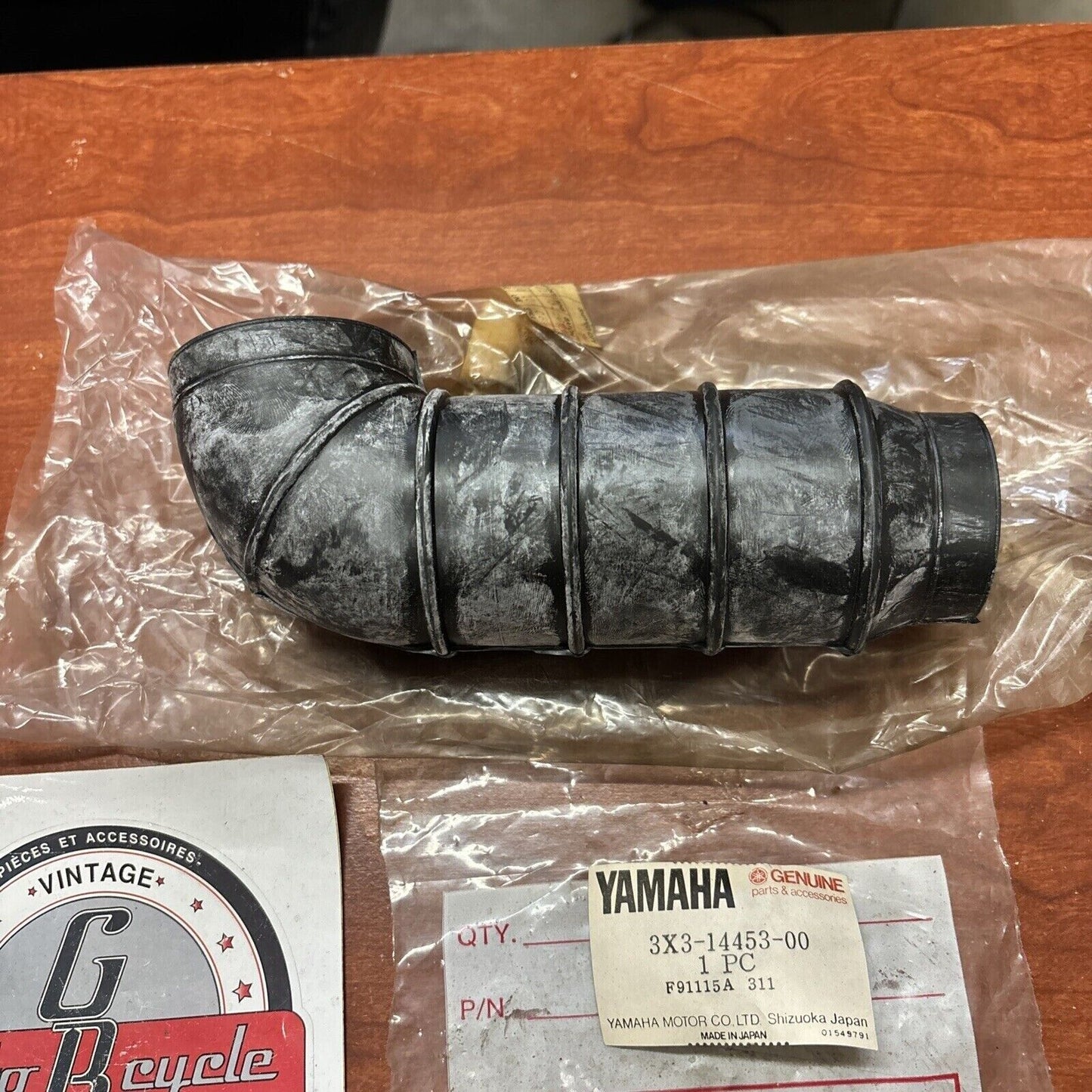 NOS Yamaha 1980 1981 YT125 AIR CLEANER JOINT 3X3-14453-00-00 Y172