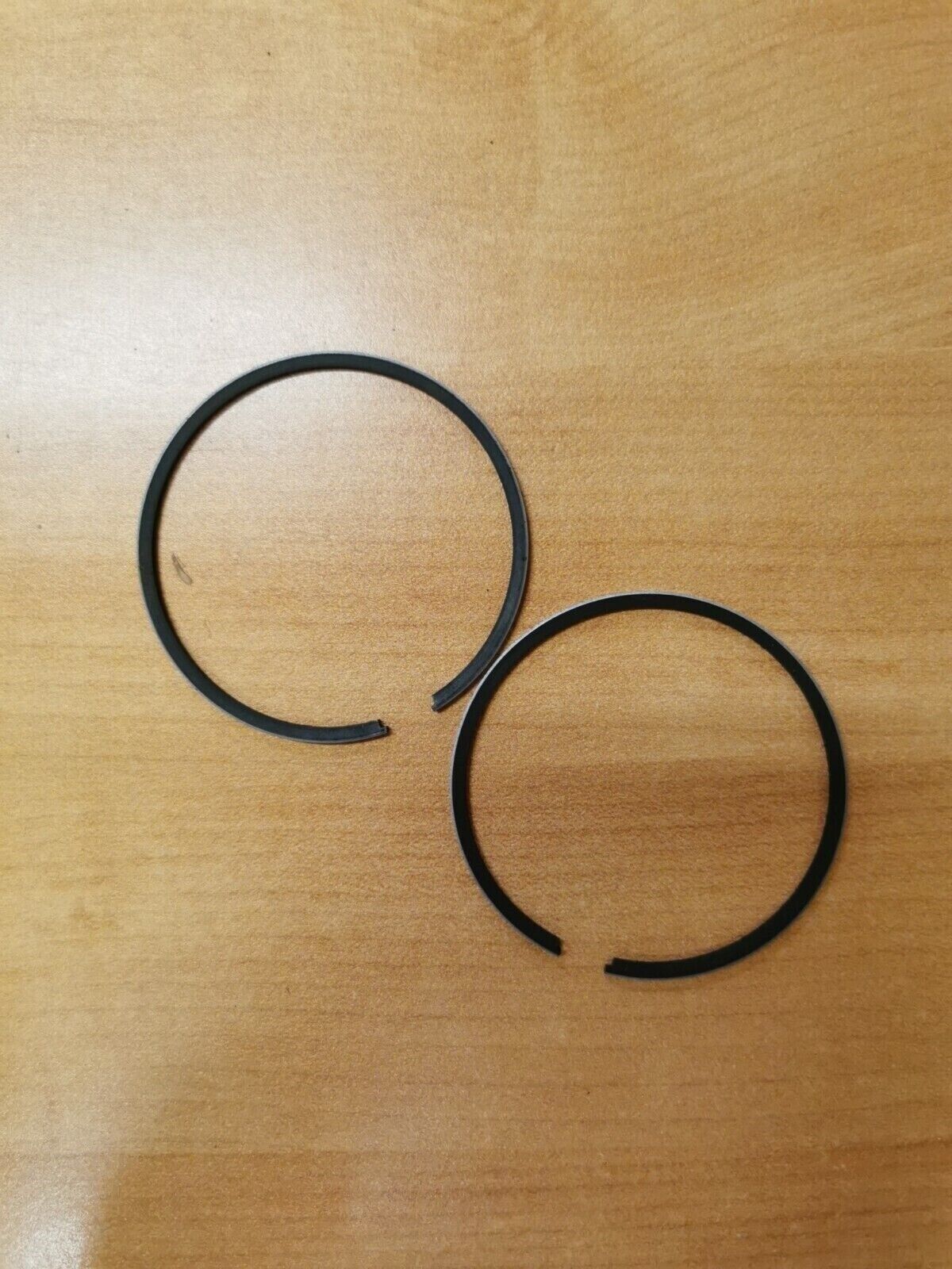 NOS SUZUKI  T350 1970   PISTON RING SET  12140-18330-050  S8
