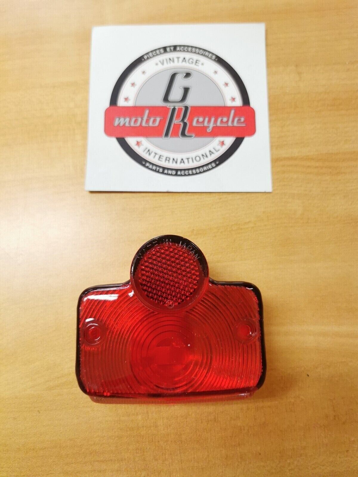 NOS YAMAHA YDS3 YM1S YGS1 1965 1966  LENS  TAIL LAMP  124-84521-60-00  Y37