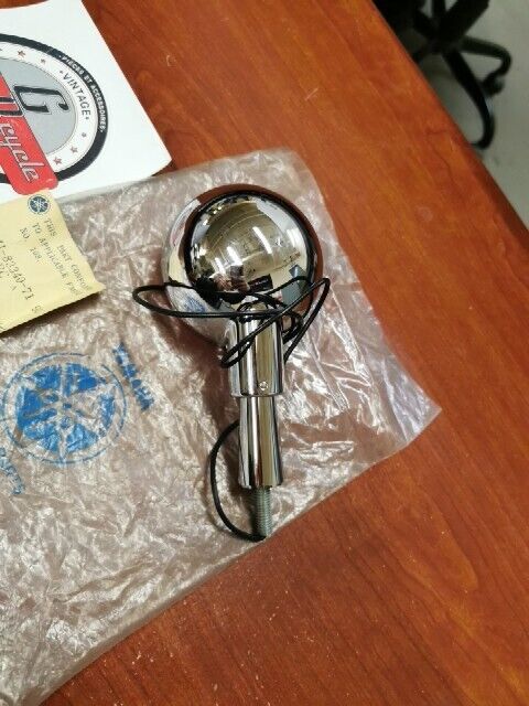 NOS Yamaha TX500 TX750 RR TURN SIGNAL 341-83340-71-93 SUB. 341-83330-72-93 Y101