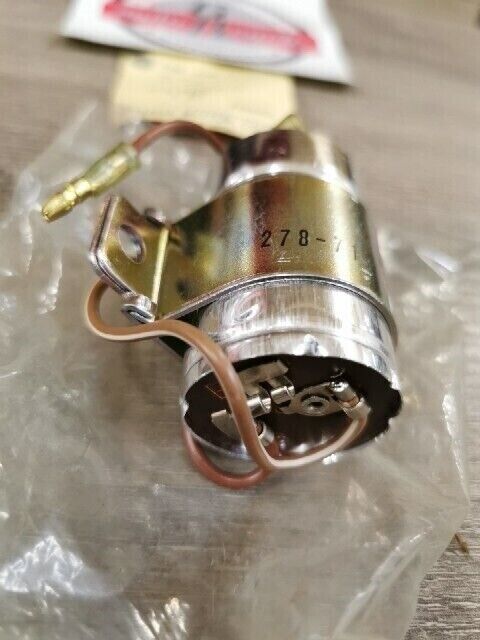 NOS YAMAHA RD125B LS2 CS5 R5B DS7 FLASHER RELAY ASSEMBLY 278-83350-71-00 Y114
