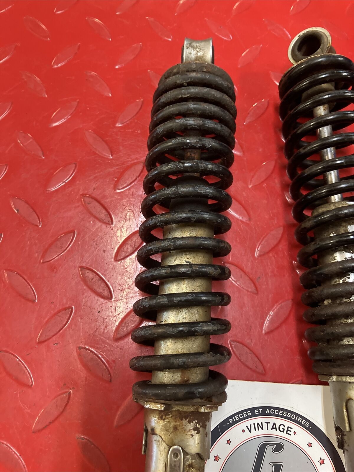 Yamaha RD400 1977 rear shock absorber 1976