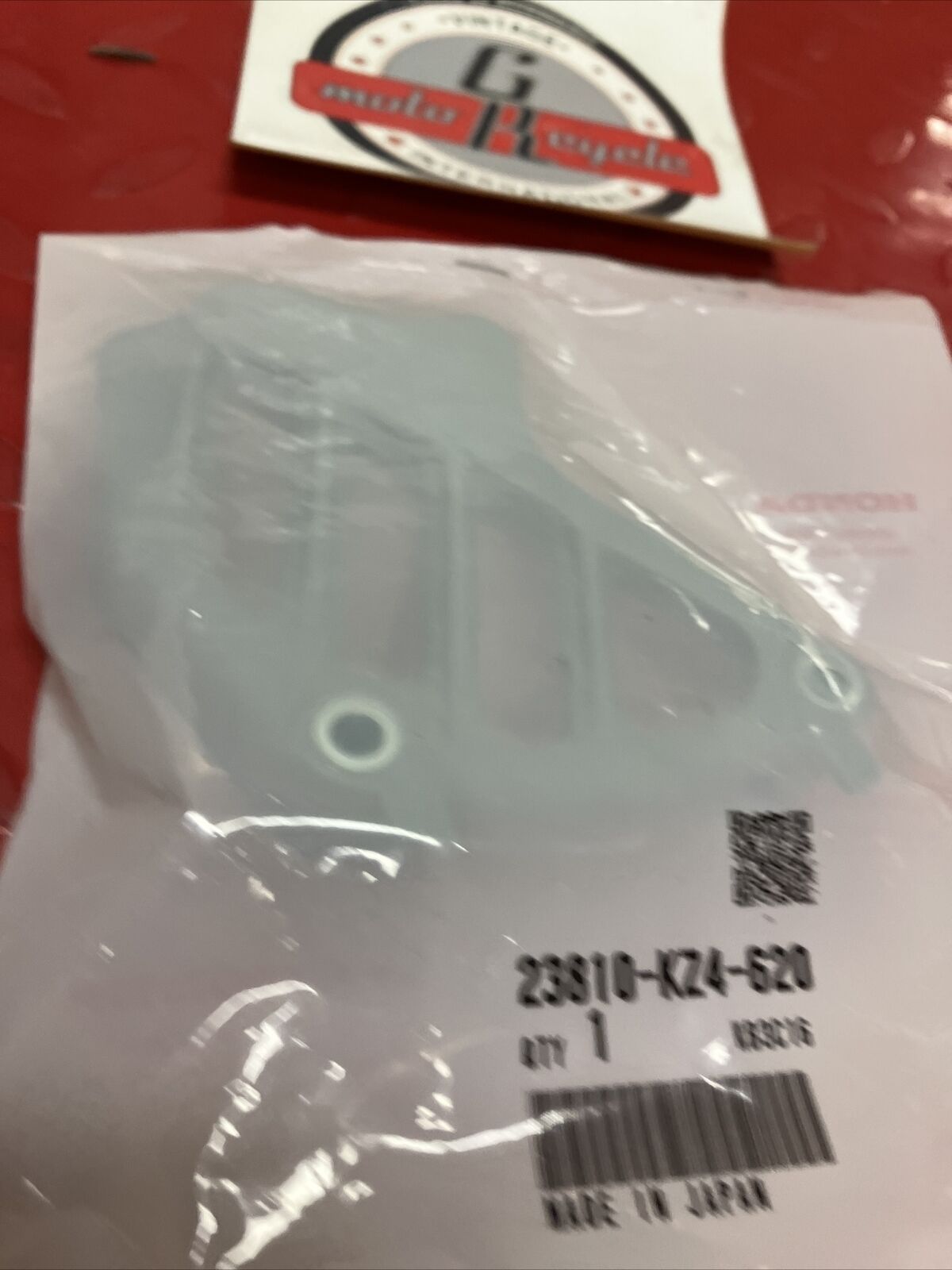 NEW Honda CR125R 1995 - 2007 SPROCKET COVER GUARD 23810-KZ4-620 H99