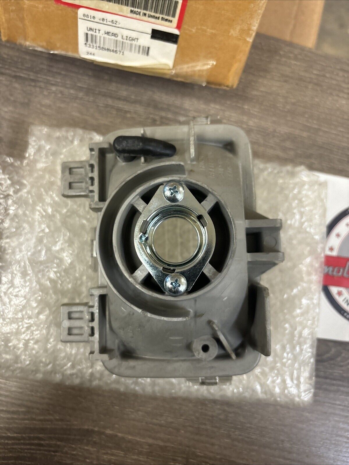 NOS Honda TRX350 TE TM FW FE FM HEAD LIGHT UNIT 33150-HN4-671 H133