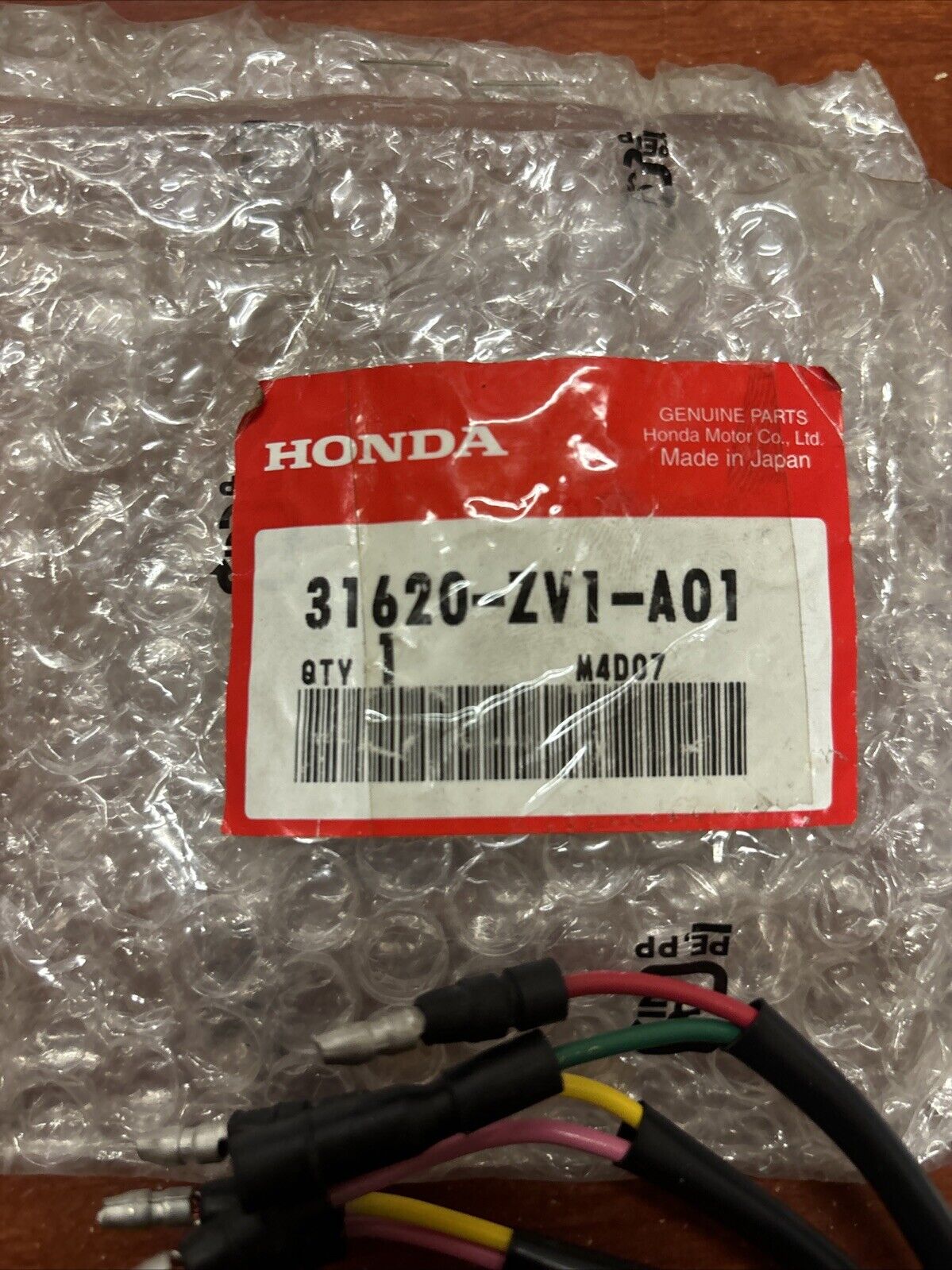 NOS Honda 1997 - 2007 5HP BF5 REGULATOR RECTIFIER 31620-ZV1-A01 H183