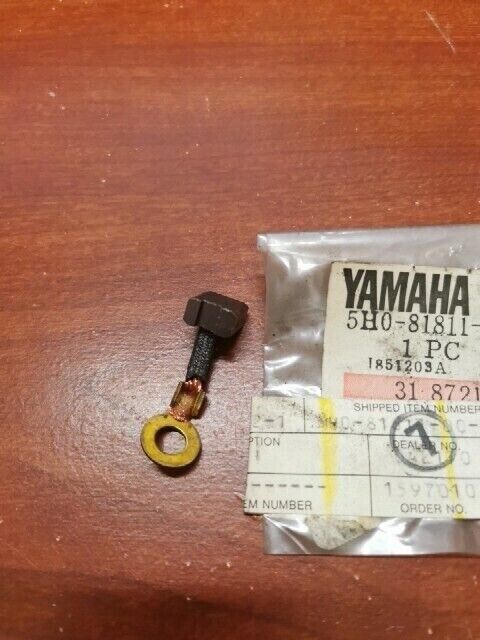 NOS Yamaha SR125 SR185 XS400 XV1600 BRUSH 5H0-81811-00-00 Y136