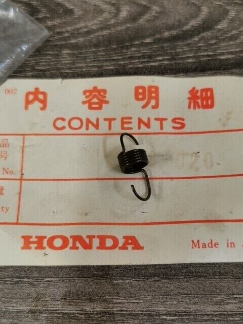 NOS HONDA C105T C100 C102  SPRING SHIFT ARM 24641-001-000 SUB 24641-041-000 H76