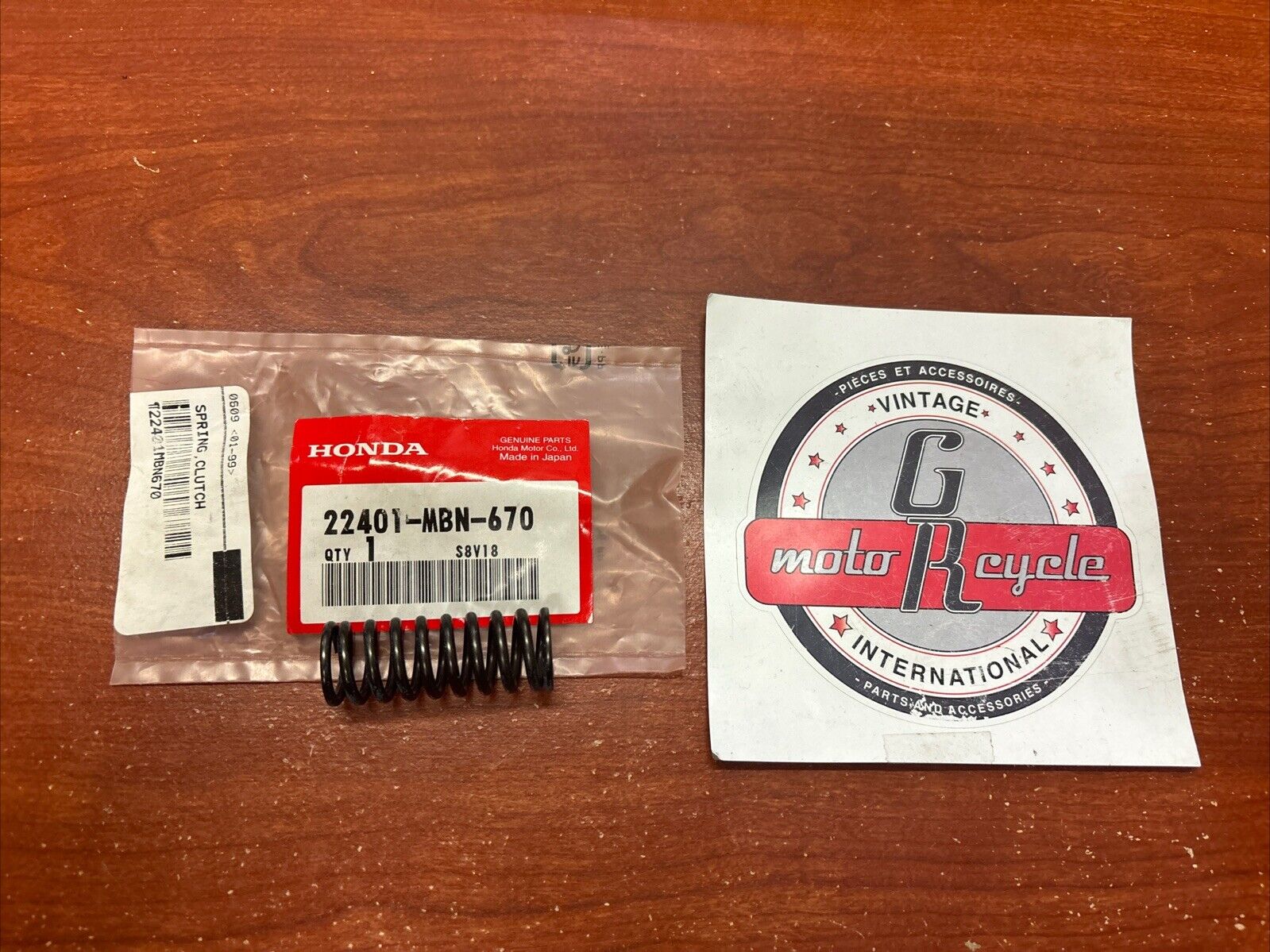 NOS Honda 2000 - 2007 XR650R CLUTCH SPRING 22401-MBN-670 H143
