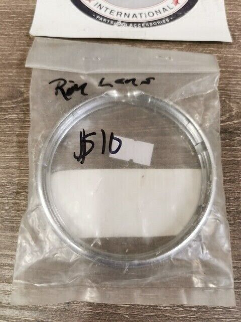 NOS YAMAHA XVS65CL XVS65CB XVS11ATYCL RIM LENS 1D6-83363-00-00 Y113