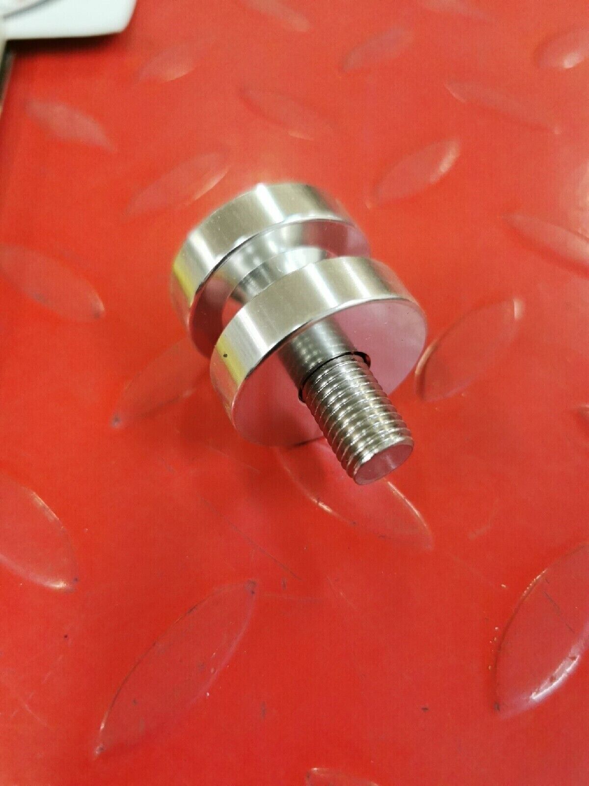 NOS FIRESPEED KAWASAKI  SWINGARM SPOOLS  SILVER 092053  J11