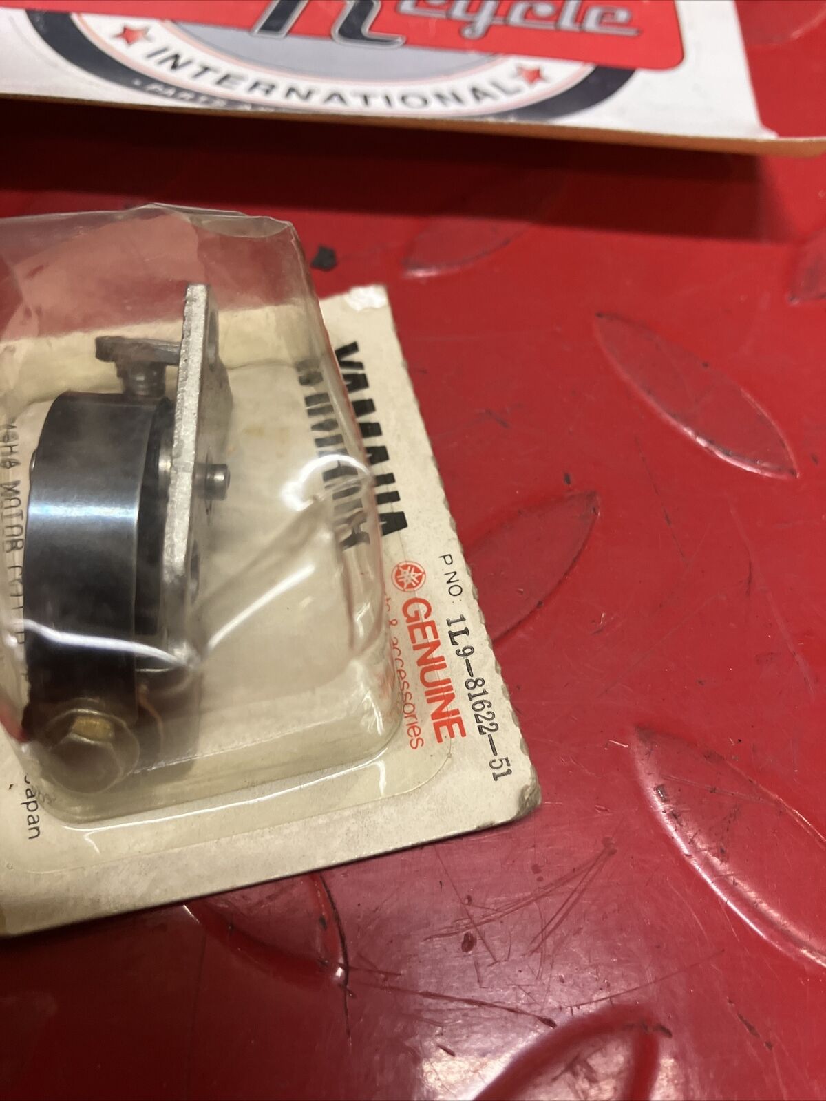 NOS YAMAHA XS360 XS400 CONTACT BREAKER POINT 1L9-81622-51-00 Y65