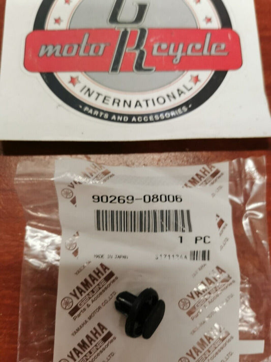 NOS Yamaha FX10 RX10 RIVET 90269-08006-00 Y84