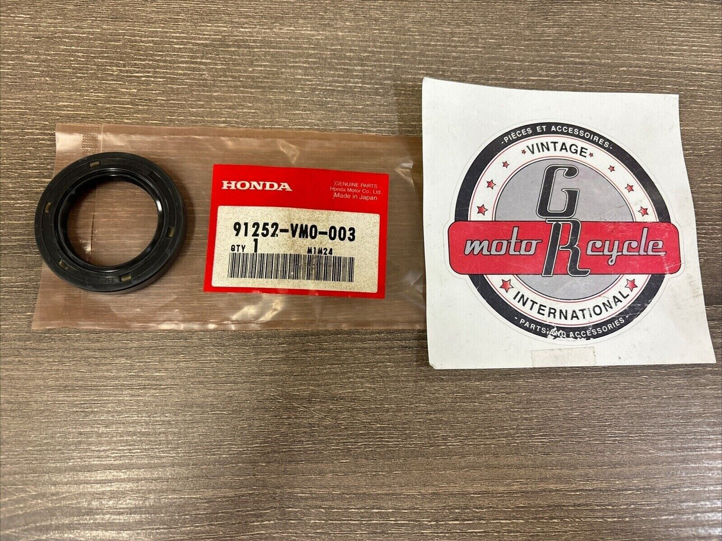 NOS Honda 1985 FL350R DUST SEAL 36X55X8 91252-VM0-003 H126