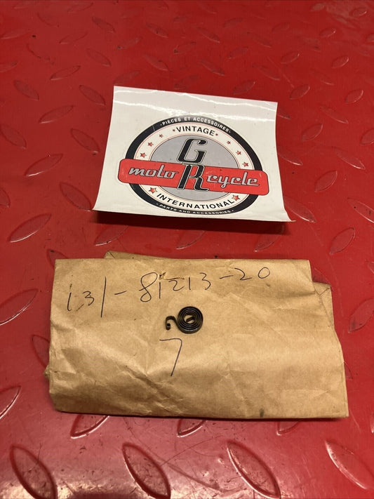 NOS YAMAHA SPRING BRUSH 131-81213-20-00 Y62