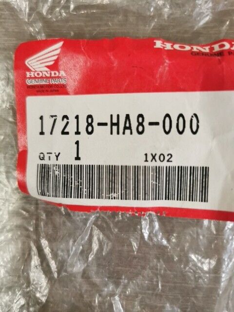 NOS HONDA TRX250 FOURTRAX 1985 - 1987 TUBE AIR CLEANER 17218-HA8-000  H111