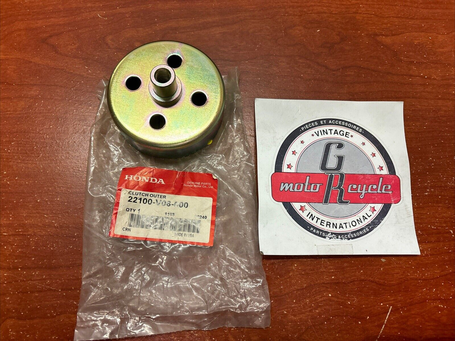 NOS Honda FG100 CLUTCH OUTER 22100-V06-000 H176