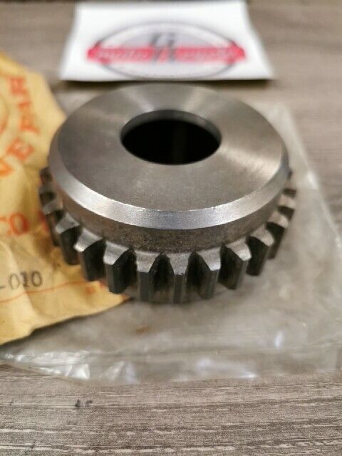 NOS HONDA CB500 CB550 1971 1972 SPROCKET PRIMARY 28T 23111-323-010 H87