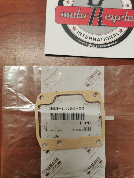 NOS Yamaha IT400 YZ490 YZ250 YZ125 FLOAT CHAMBER GASKET 363-14184-00-00 Y76