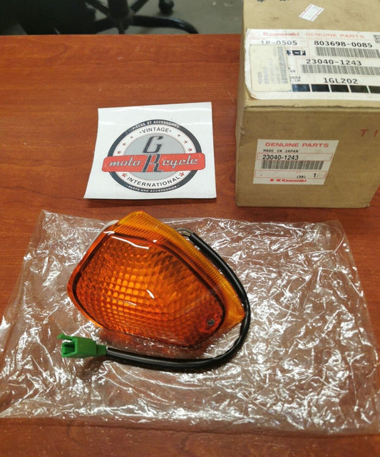 NOS Kawasaki 1993 - 2005 ZX600 LEFT REAR TURN SIGNAL 23040-1243 K35