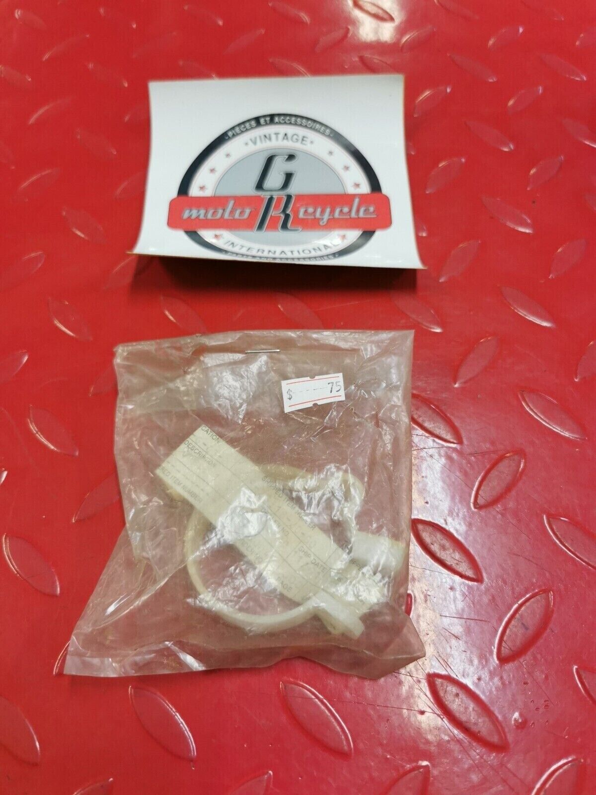 NOS Yamaha IT125 1980 - 1981 CABLE HOLDER 3R9-23318-00-00 Y25