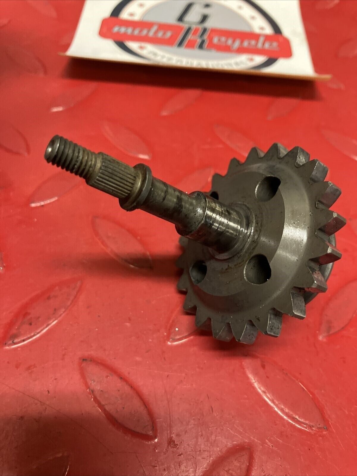 Honda CR250R 1984 waterpump water pump shaft gear 3