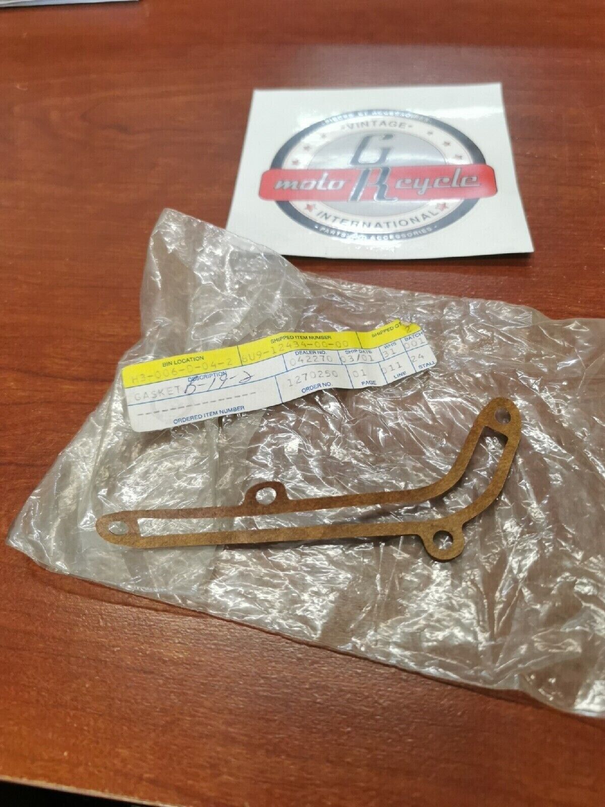 NOS Yamaha 1983 - 1987 VMX540 RADIATOR HOSE GASKET 8U9-12434-00-00 Y76