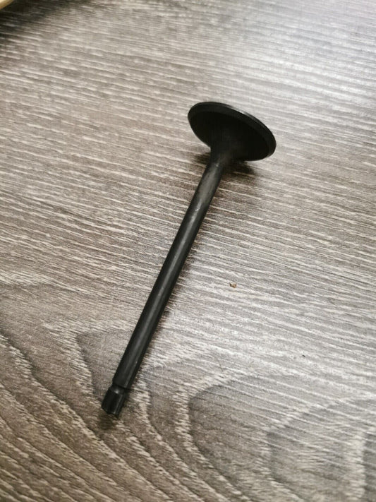 NOS YAMAHA TX500 XS500 1973 - 1977  INTAKE VALVE  371-12111-00-00   Y53