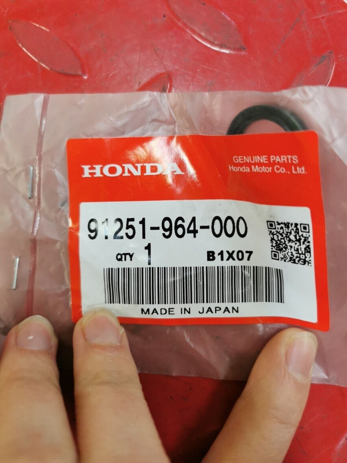 NOS Honda ATC250  MT250 CR250 CR480 CR450 XL250 DUST SEAL 91251-964-000 H27