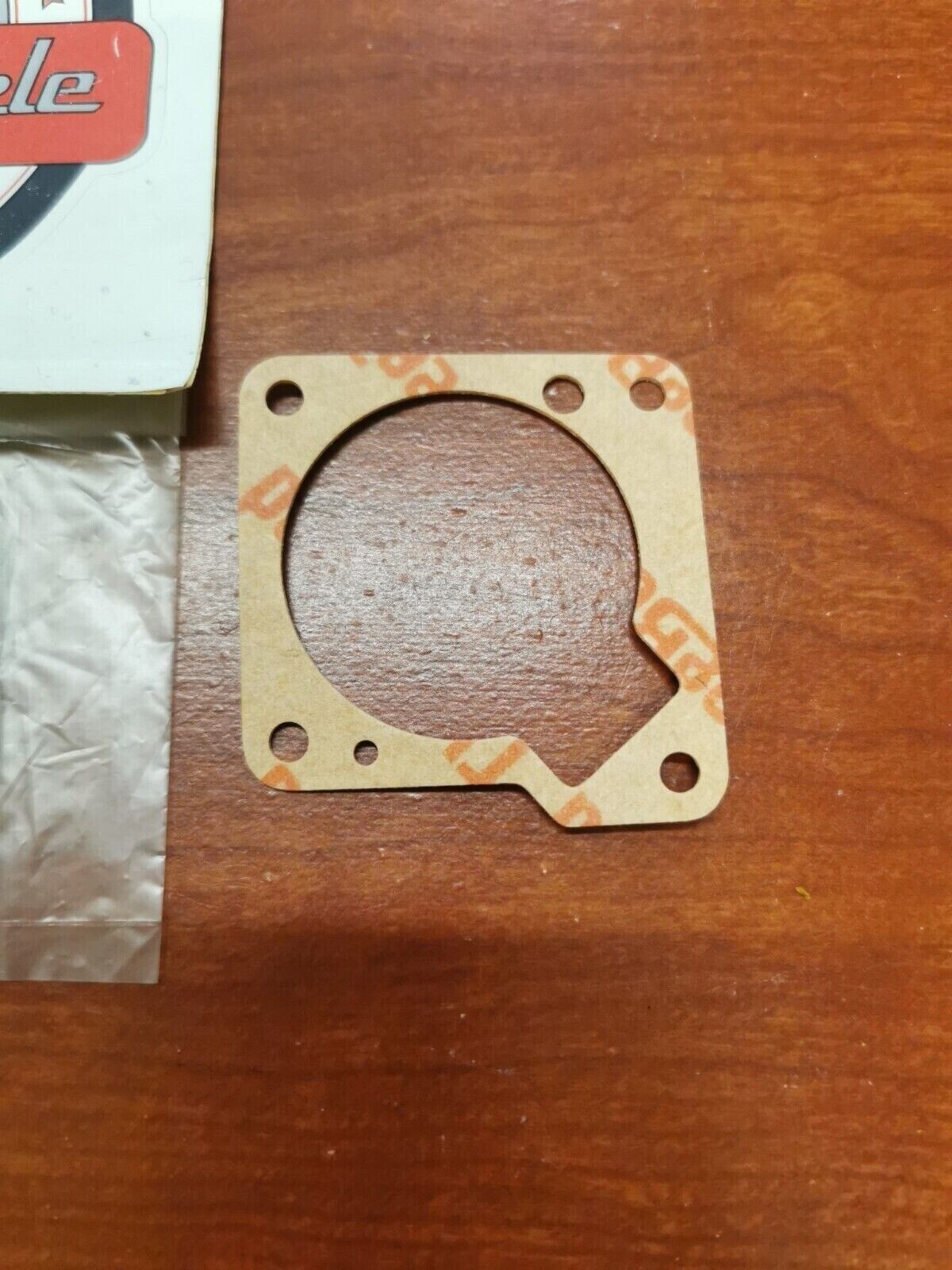 NOS Yamaha YT60 YF60 PW50 QT50 FLOAT CHAMBER GASKET 3L5-14184-00-00 Y92