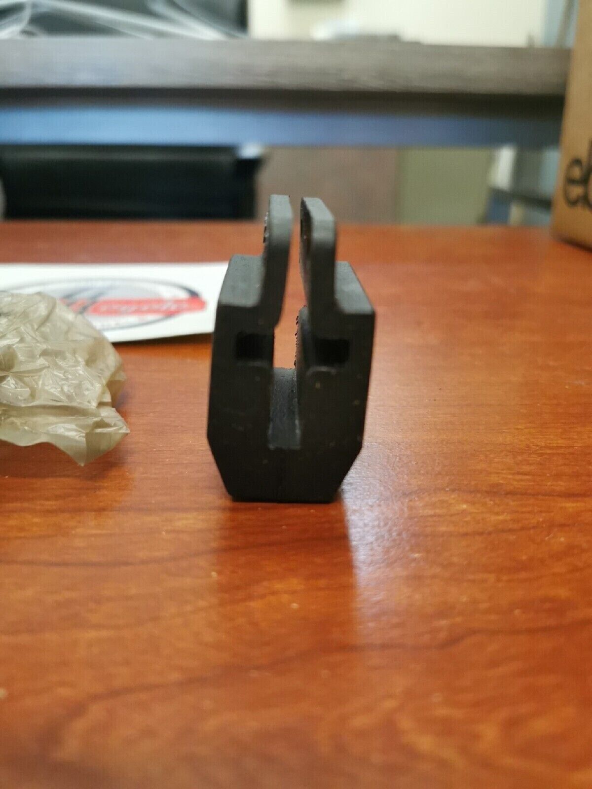 NOS Yamaha SNOWMOBILE DAMPER 1 89A-47456-00-00 Y68