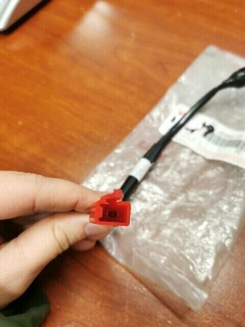 NOS Yamaha 2002 - 2011 YW50 FRONT STOP SWITCH ASSY 5MJ-H3980-11-00 Y102