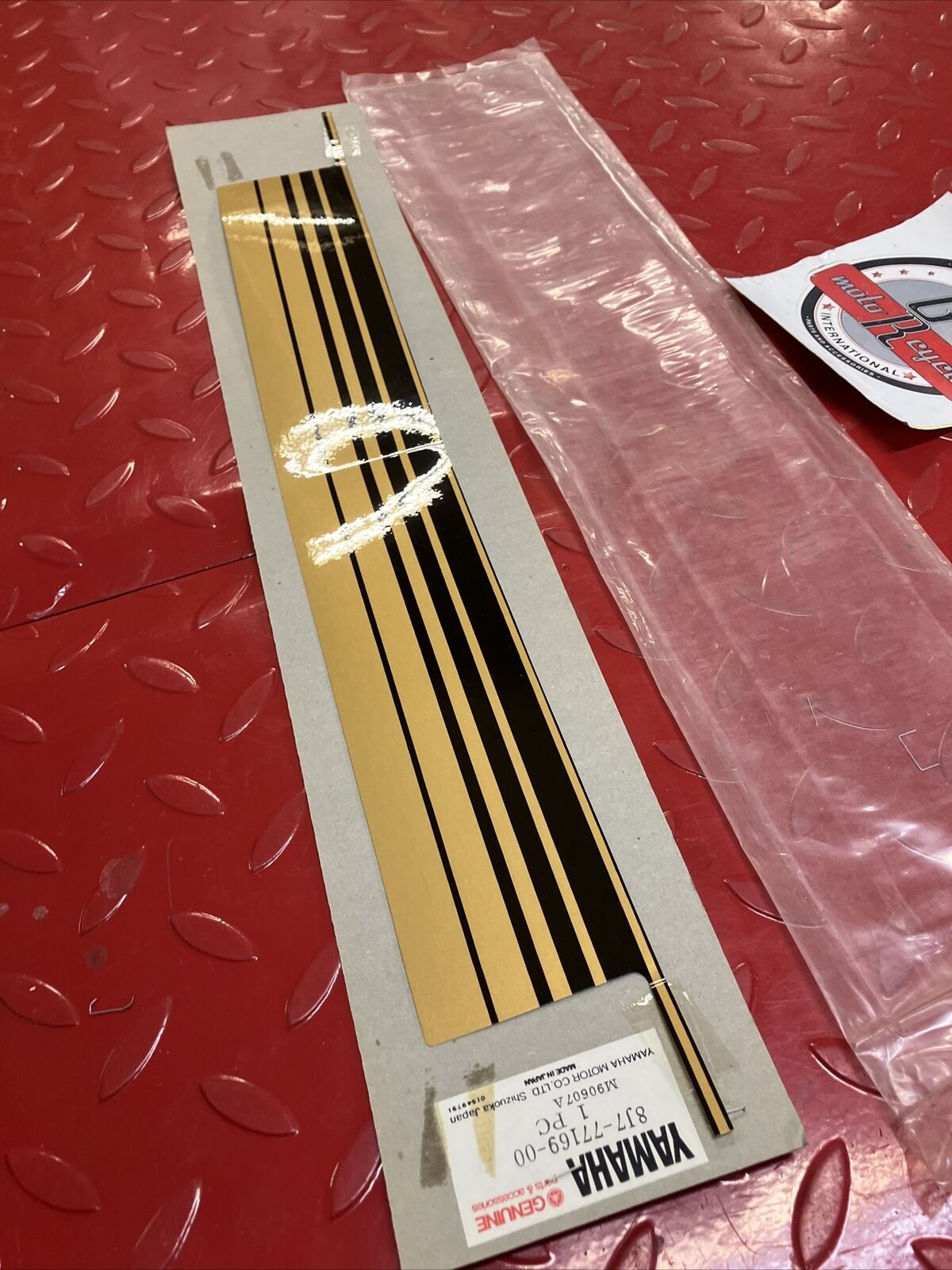 NOS Yamaha EX440 1980 DECAL ORNAMENT 3 8J7-77169-00-00 Y36