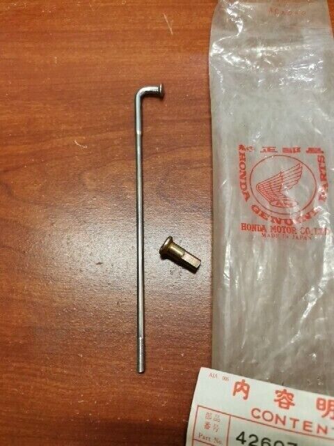 NOS Honda CB750K SPOKE BS (8X142) 42607-341-000 H99
