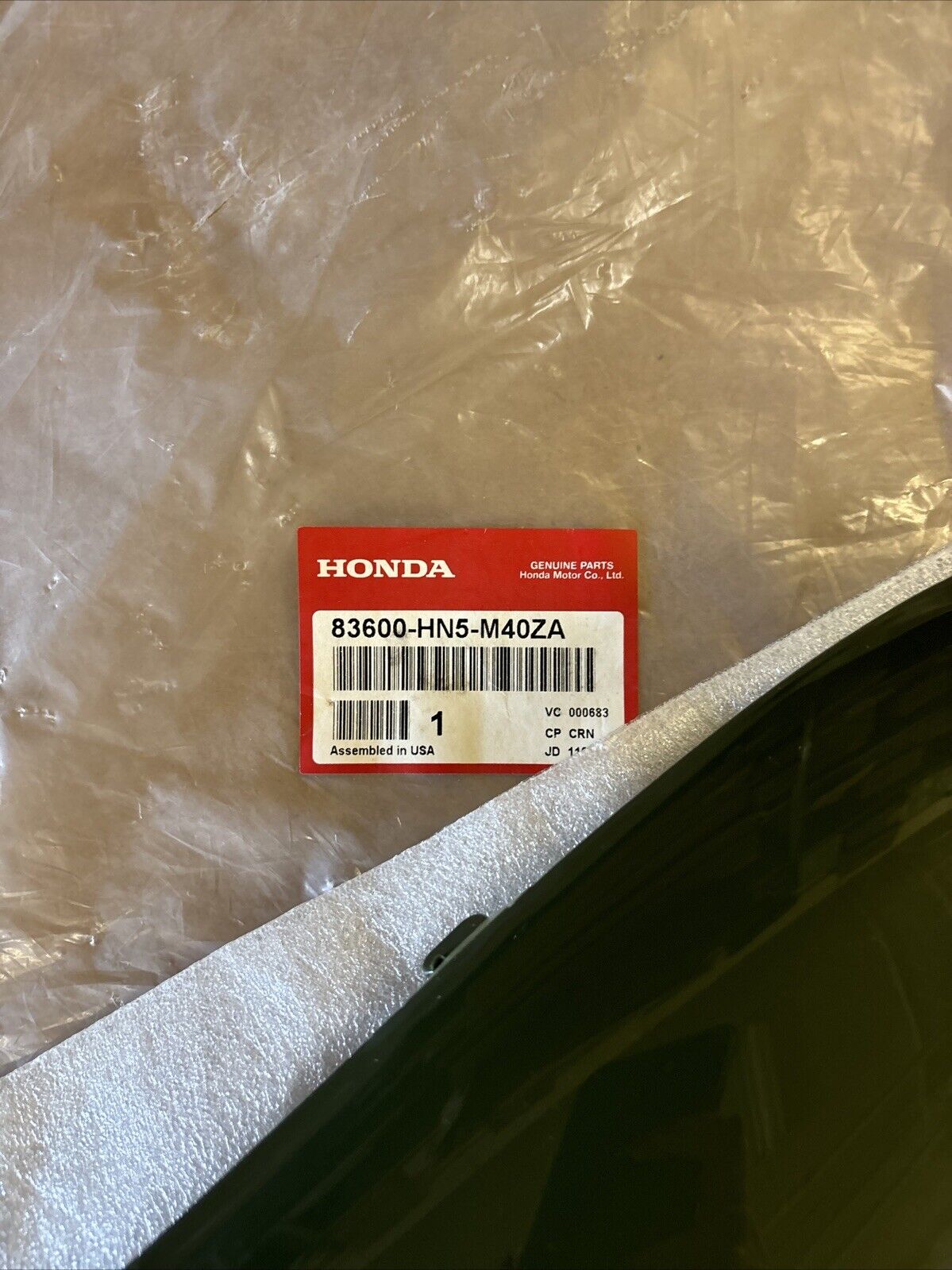 NOS HONDA 2004 - 2006 TRX350 LEFT TANK SIDE COVER 83600-HN5-M40ZA