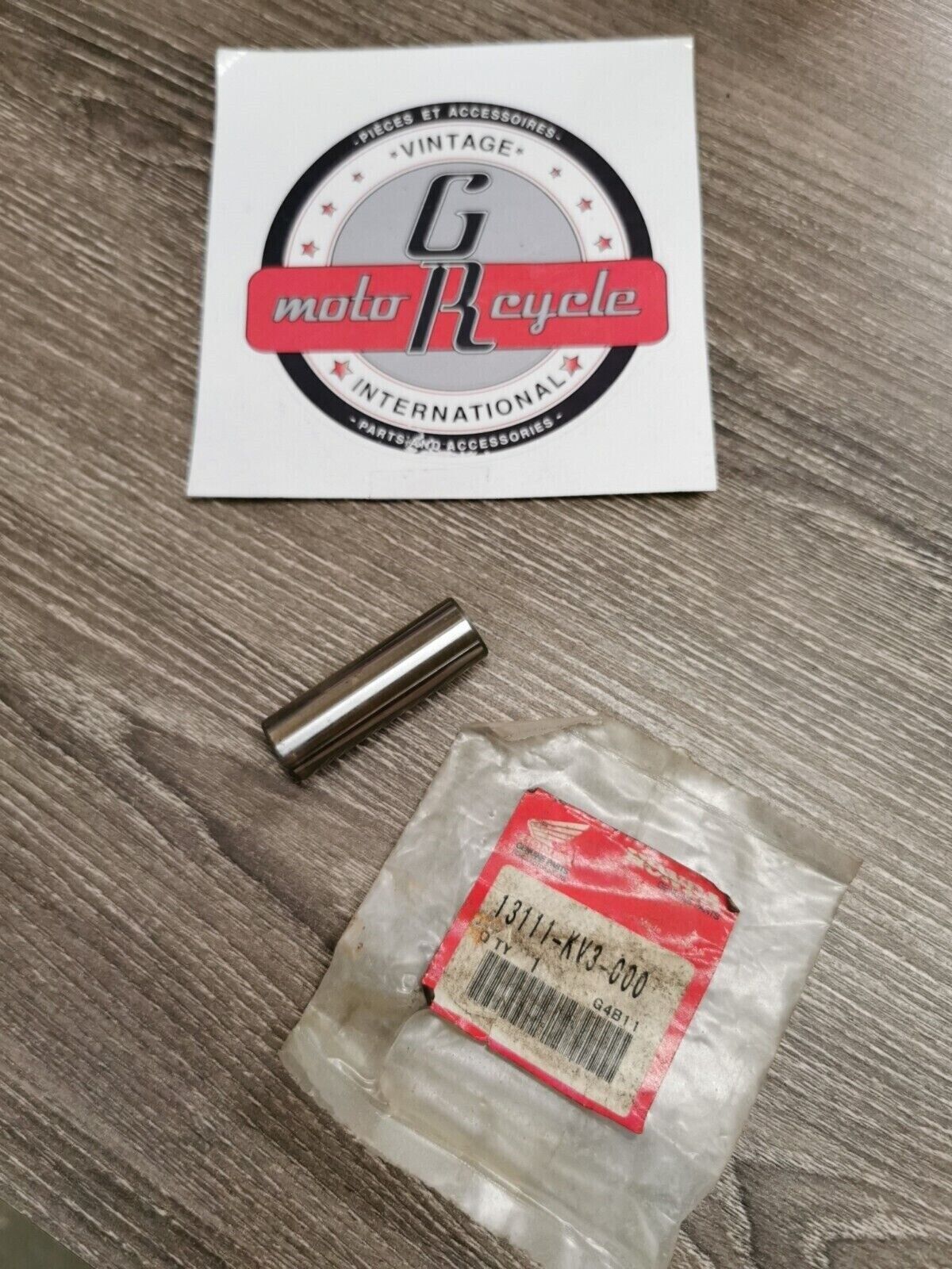 NOS HONDA CR125R PISTON PIN  13111-KV3-000 H55
