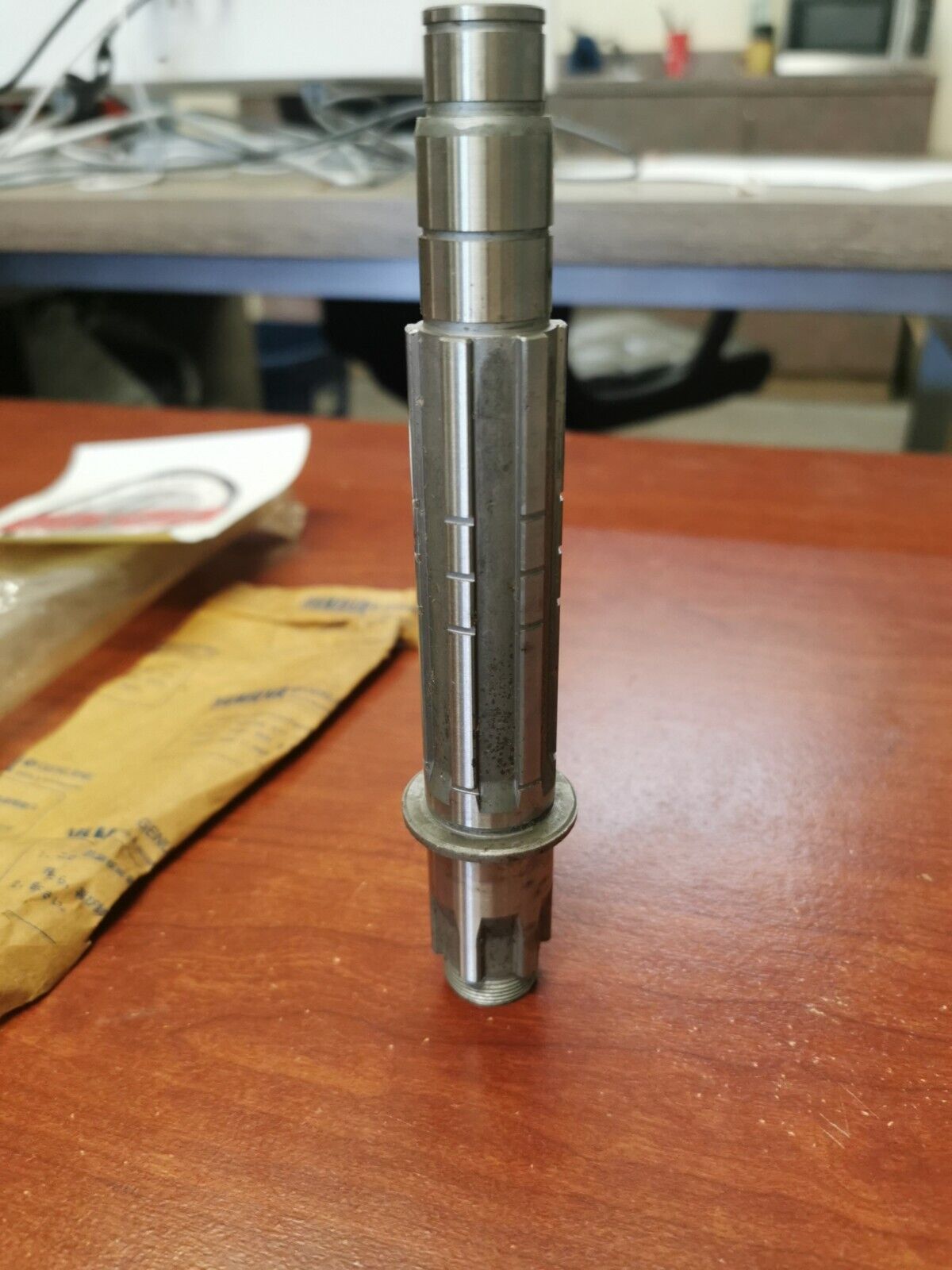 NOS Yamaha IT250 YZ250 TRANSMISSION DRIVE AXLE 3R4-17421-00-00 Y85