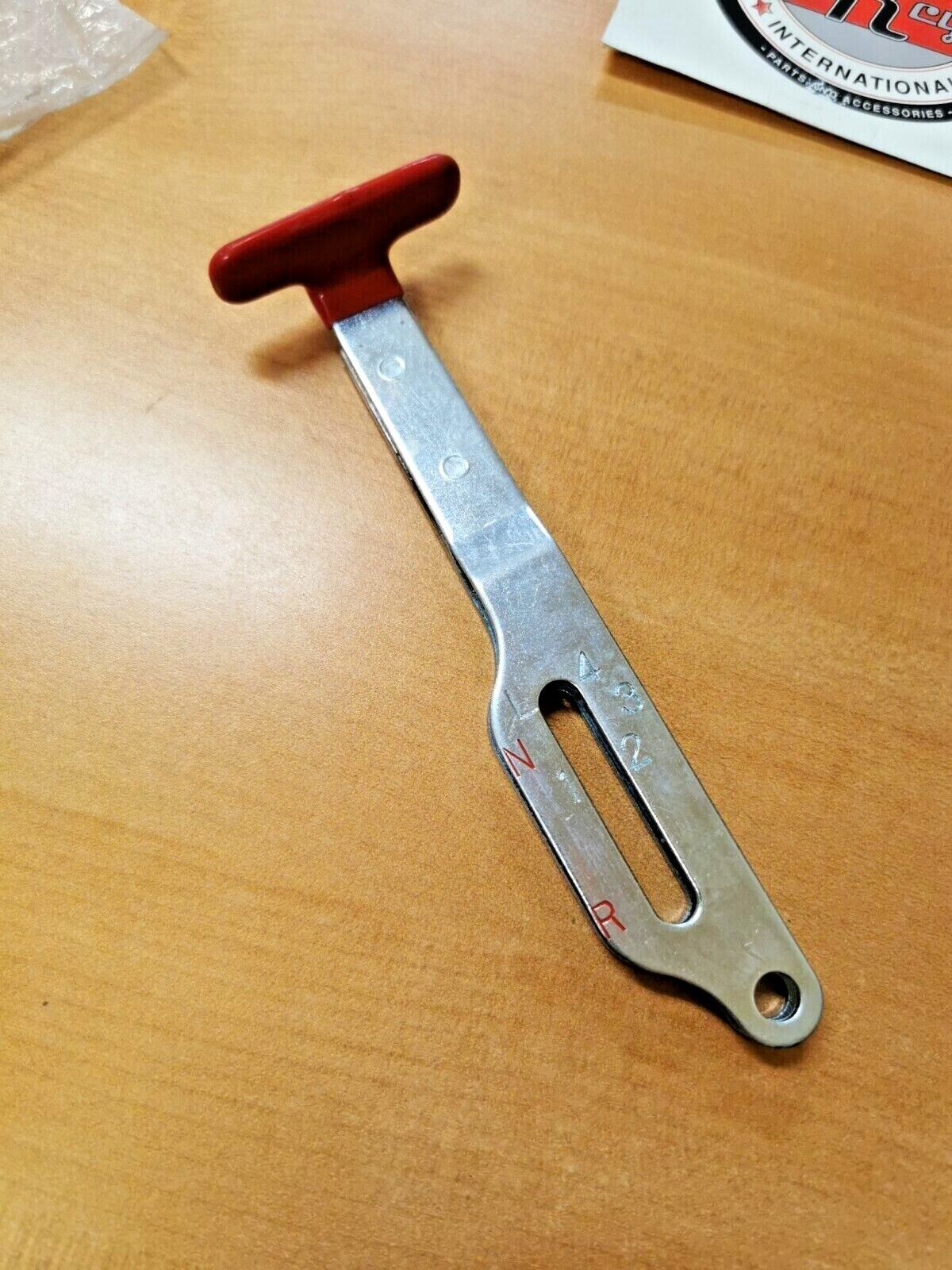 NOS SUZUKI LT185  LT125  AL50 1983 - 1987 LEVER  GEAR SHIFTING  25620-24202   S6