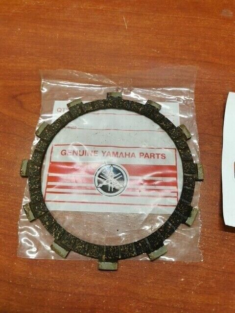 NOS Yamaha FRICTION PLATE 4L0-16321-00-00 SUB 4L0-16321-01-00 256-16321-00- Y118