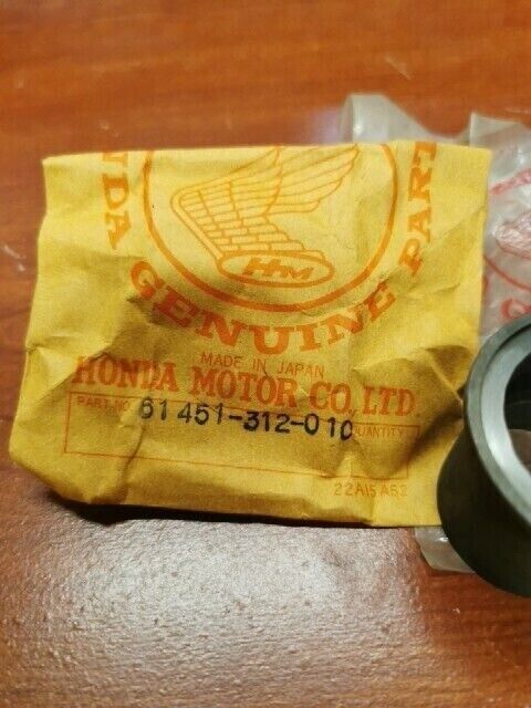 NOS Honda SL350 FRONT FORK PIPE GUIDE 51451-310-000 H98