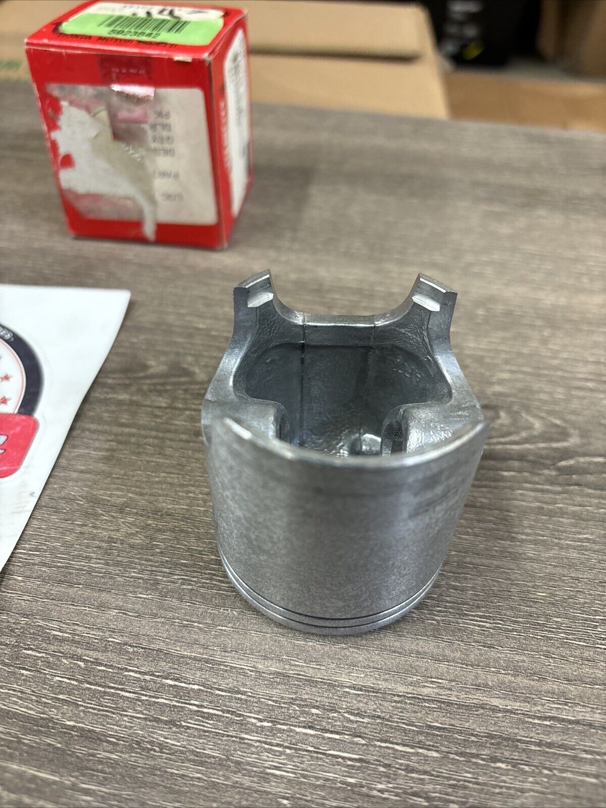 NOS Honda 1982 - 1984 CR125R PISTON O/S 0.25 13102-KA3-740 H137