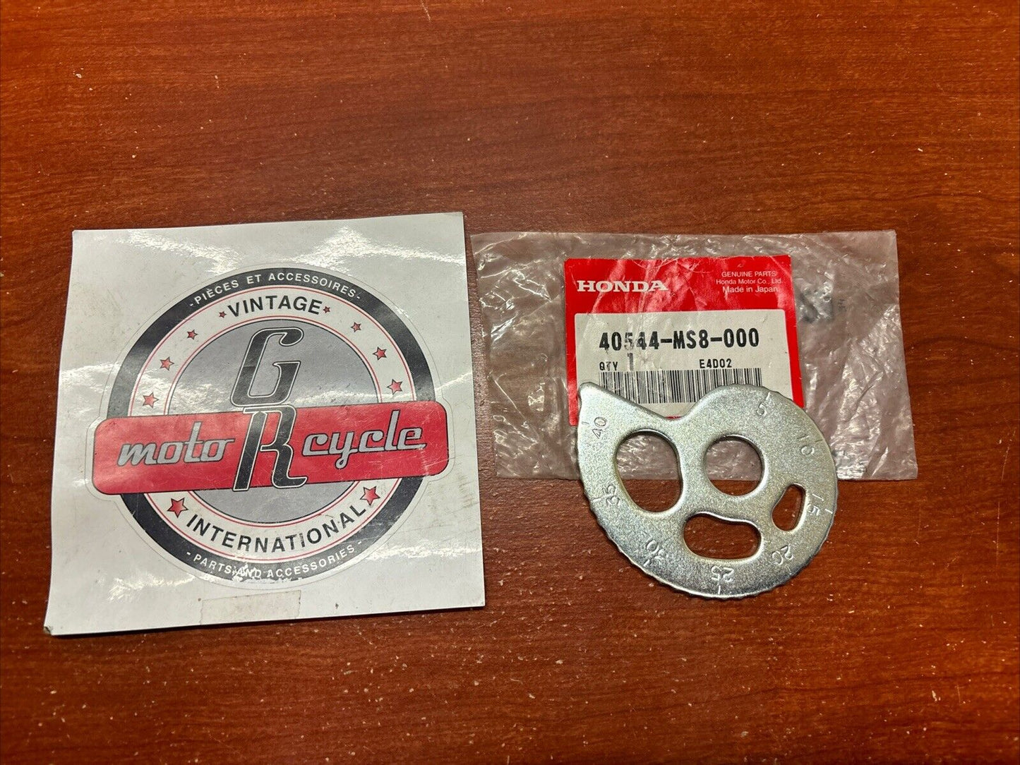 NOS Honda CRM250R XL250R XL350R XL600 XR200R CHAIN ADJUSTER 40544-MS8-000 H177