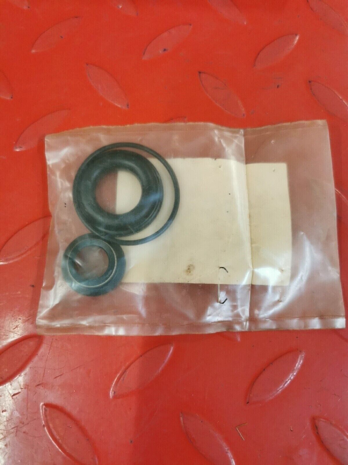 NOS HONDA CR250R CR500R 1988 - 1990  OIL SEAL SET INCOMPLETE  52436-ML3-305 H38