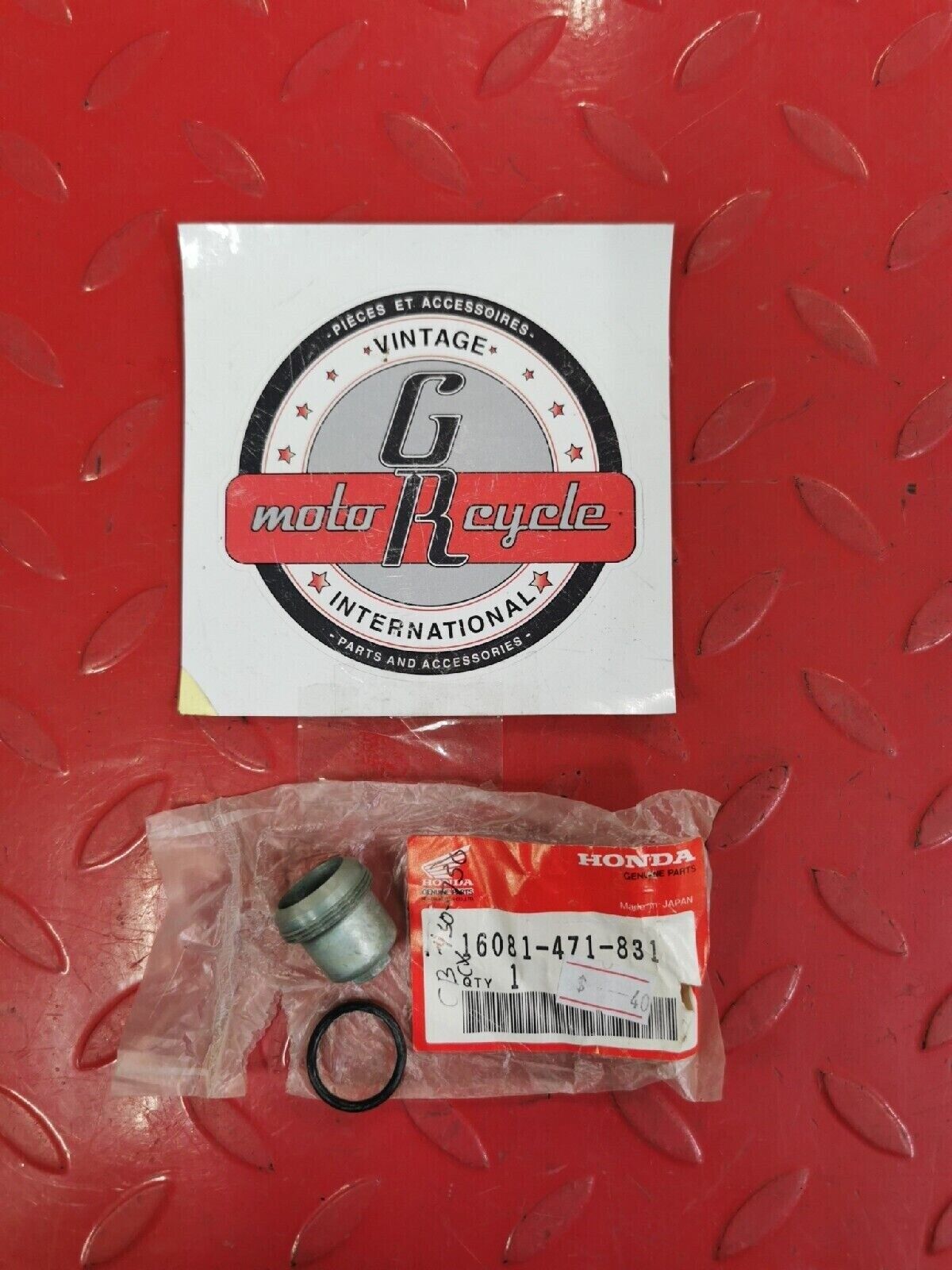 NOS HONDA CB450 CB650 CB750 GL500 FUEL STRAINER CUP  16081-471-831 H27