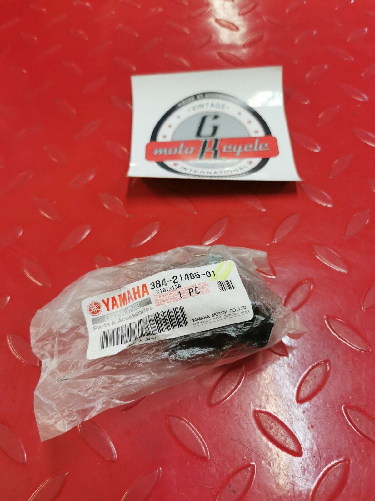NOS Yamaha GRIZZLY 700 GRIZZLY 550 KODIAK 450 RUBBER DAMPER 3B4-21485-01-00 Y24