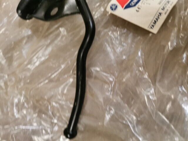 NOS YAMAHA TX650 1974 - 1976 XS650 1975 STAND SIDE 447-27311-03-00 Y147