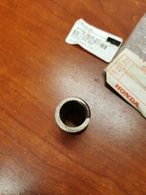 NOS Honda CB100K CB125S CB500K CB550 CG125 OUTER VALVE SPRING 14751-324-000 H93