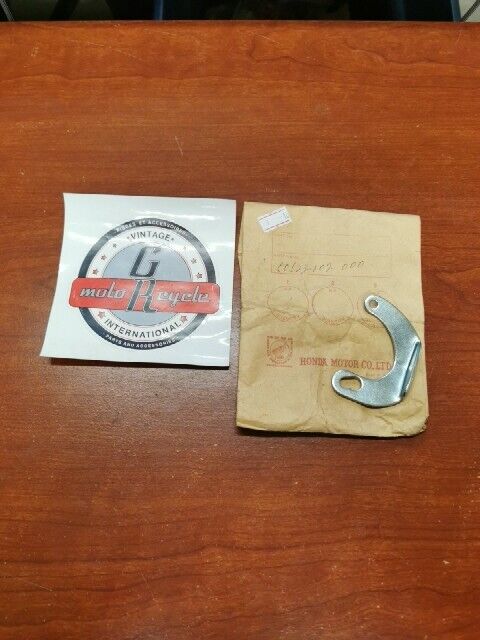NEW NOS Honda CB100 CB125 CD125 CD200 MAIN STAND SPRING HOOK 50523-107-000 H71