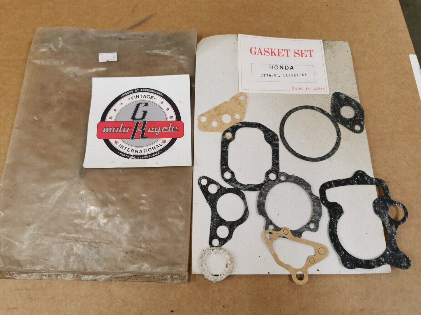 NOS  HONDA CT70 CL70 TOP END GASKET KIT INCOMPLETE SET J49