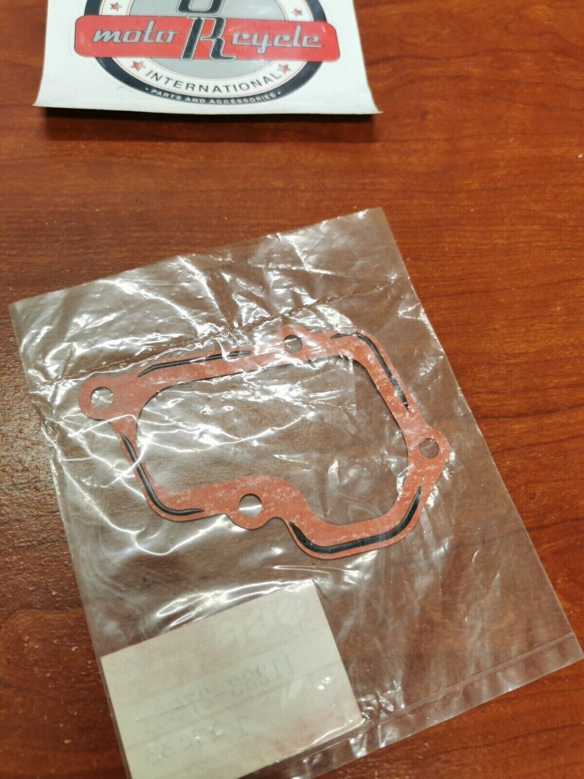 NOS Suzuki RM125 K L M CYLINDER COVER GASKET 11233-27C31 S16
