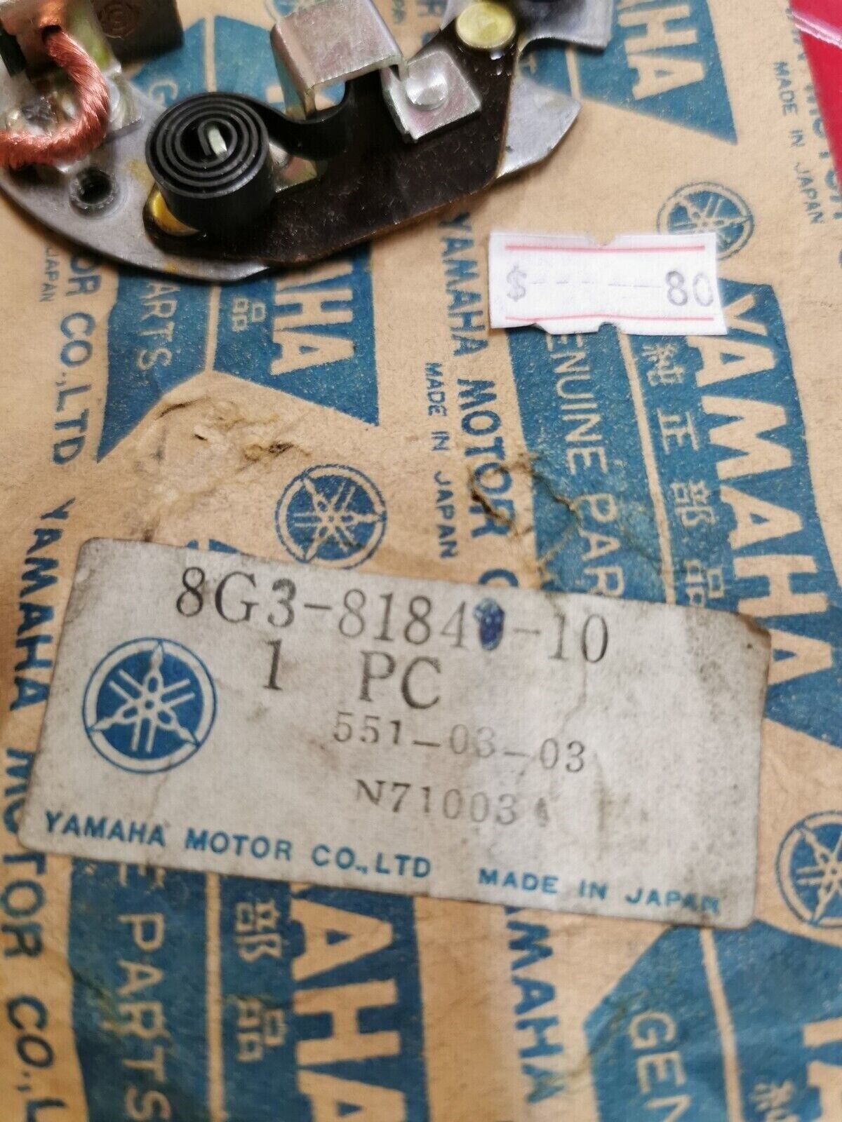 NOS Yamaha ET340 EC540 BRUSH HOLDER ASSEMBLY 8G3-81840-10-00 Y25